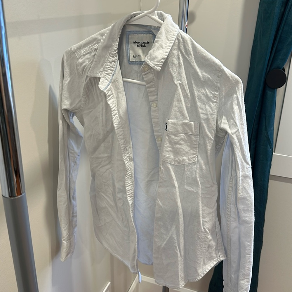 Abercrombie and fitch button up